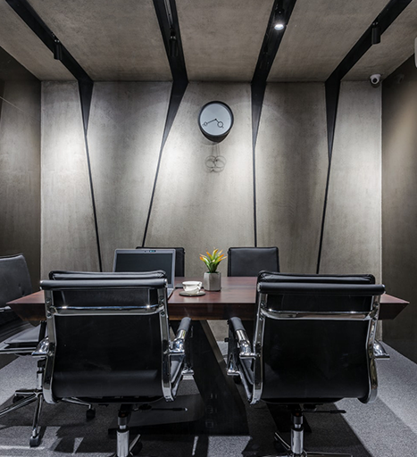 arredo-uffici-latina-cisterna-progettazione-design-sedie-scrivanie
