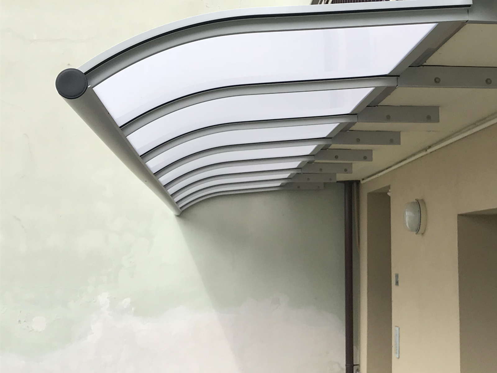 dimensione-ufficio-latina-mobili-ufficio-arredo-tendaggi-pensiline (1)